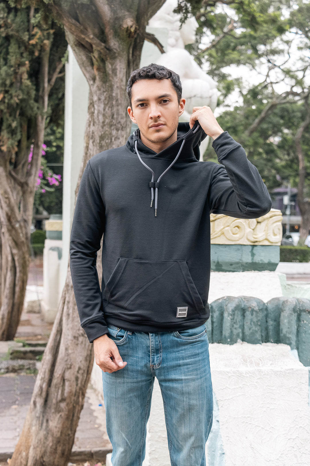 Sudadera Hoodie Basic Color Negra