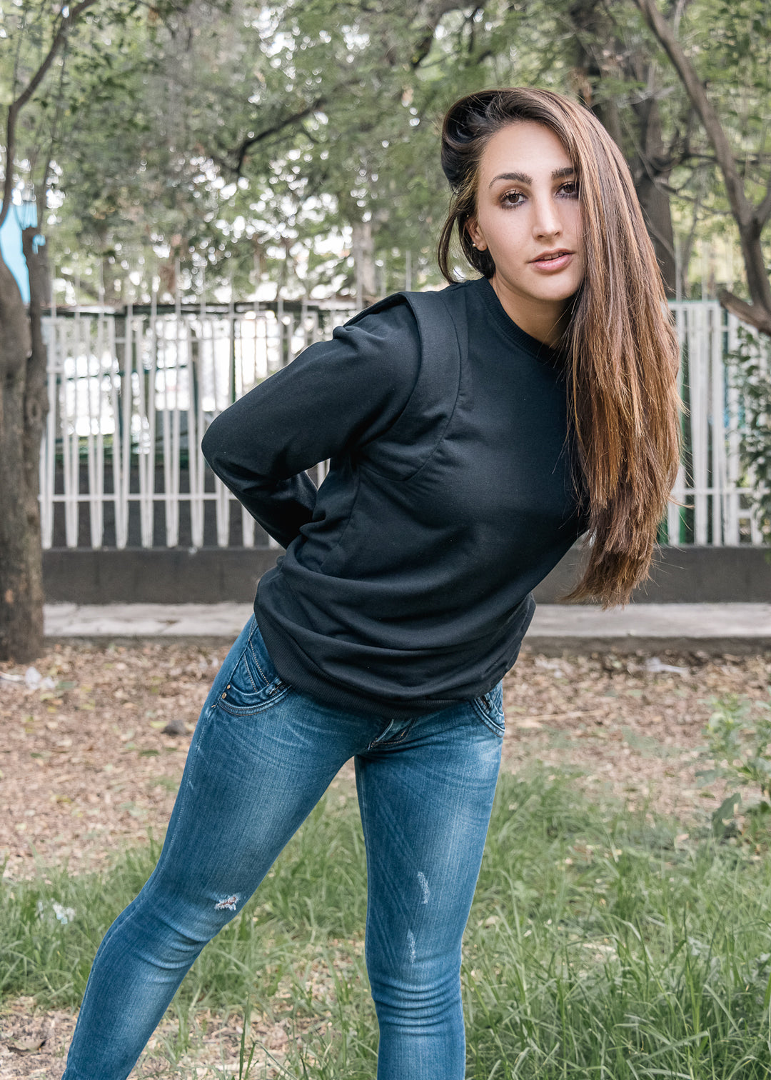 Sudadera Sweater Basic Negro